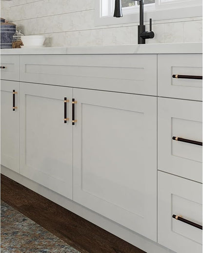 Design House Brookings Shaker Unassembled Bridge Wall Kitchen Cabinet W3018, 30 W x 12 D x 18 H, Painted White with Sherwin Williams®, Solid Wood – Design House, 561662