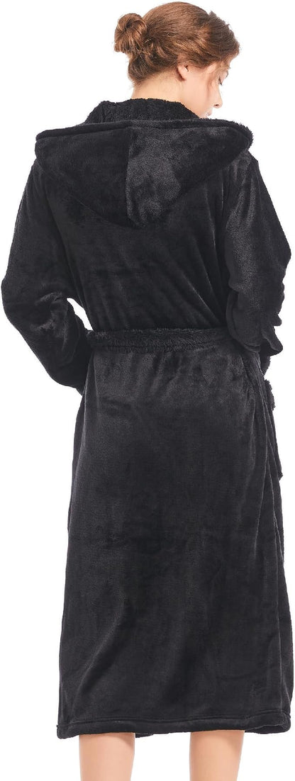 Inner Wish Women Hooded Plush Robe, Fleece Highly Absorbent Cozy Warm Bathrobe