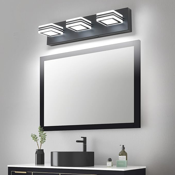 SOLFART LED Bathroom Vanity Light Fixtures： 3 Light Matte Black Modern Acrylic Bathroom Wall Lighting Fixtures Over Mirror Cool White 6000K