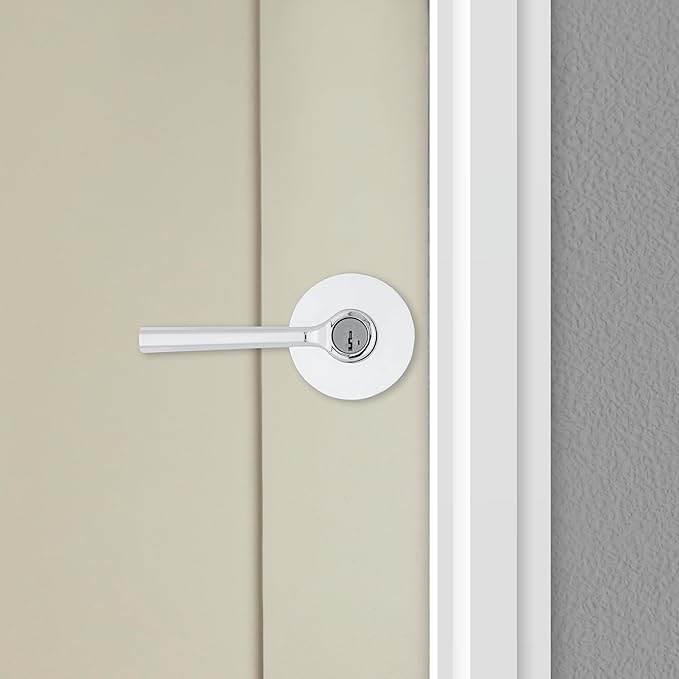 Kwikset Lisbon Round Entry Door Knob with Lock and Key, Secure Keyed Handle Exterior, Front Entrance and Bedroom, Polished Chrome, Pick Resistant SmartKey Rekey Security