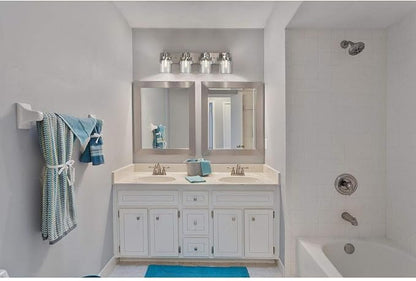 Progress Lighting P300048-009 Calhoun Collection Clear Glass Farmhouse Bath Vanity Light, 4-Light, Brushed Nickel