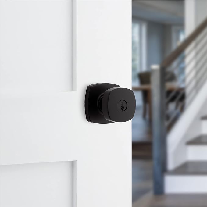 Kwikset Arroyo Knob Entry Door Knob with Lock and Key, Secure Keyed Handle Exterior, Front Entrance and Bedroom, Matte Black, Pick Resistant SmartKey Rekey Security and Microban