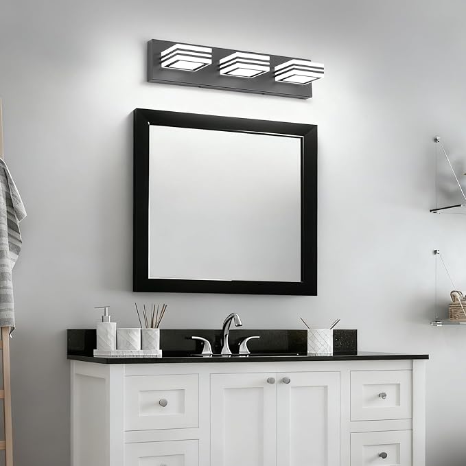 SOLFART LED Bathroom Vanity Light Fixtures： 3 Light Matte Black Modern Acrylic Bathroom Wall Lighting Fixtures Over Mirror Cool White 6000K