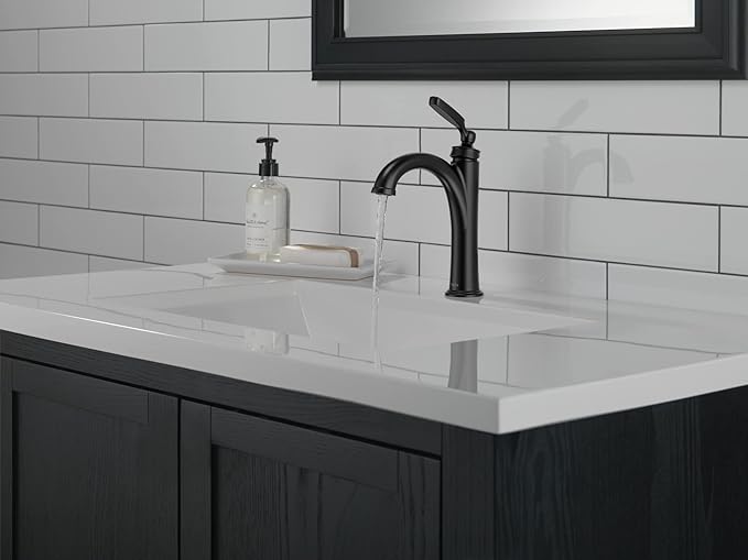 Delta Woodhurst Matte Black Bathroom Faucet 1 Hole, Single Hole Bathroom Sink Faucet for Vanity, Metal Push-Pop Drain Assembly, Matte Black 532-BLMPU-DST