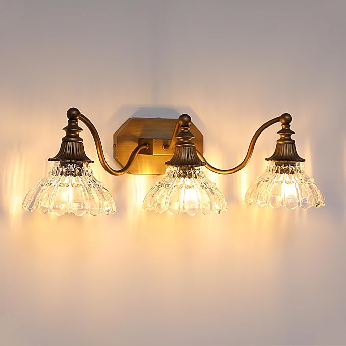 hesoge Vintage Bathroom Light Fixture Brushed Gold Vanity Light with Crystal Glass Shade Antique Brass 3 Light Bathroom Light Over Mirror