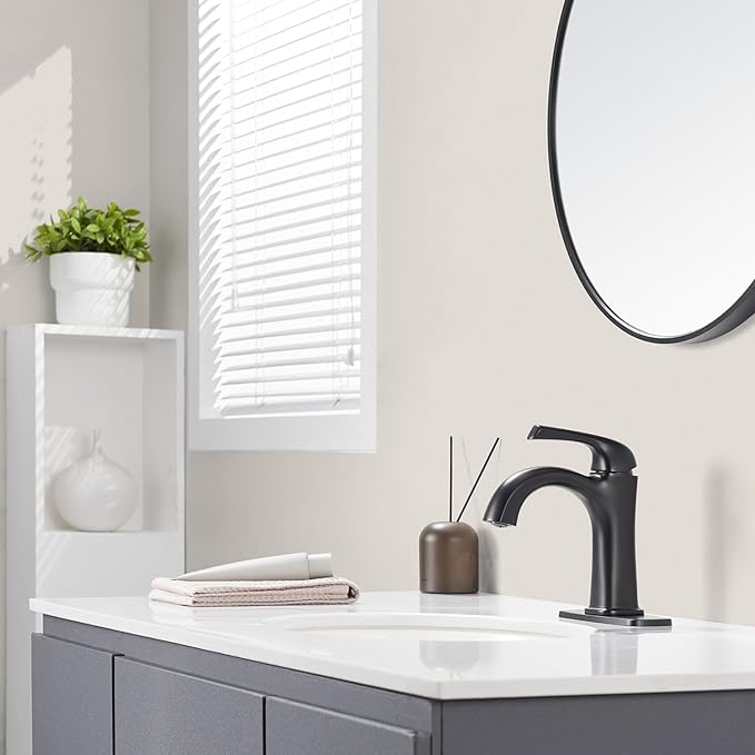 Matte Black Single Hole Bathroom Faucet, Single Handle Brass Bathroom Sink Faucet, Lavatory Vanity Faucet for 1 or 3 Holes, Bathroom Faucets with Pop Up Drain and Supply Lines, Deck Plate