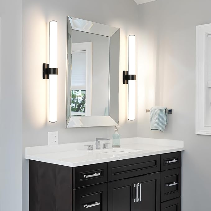 Black Bathroom Vanity Light Fixtures, 31 inch Modern Bathroom Light Fixtures Over Mirror Sconce Lighting 28W 3000K LED Dimmable Vanity Light Bar for Mirror Bedroom Living Room
