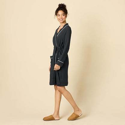 Amazon Essentials Women's Lightweight Waffle Full-Length Bath Robe (Available in Plus Size)