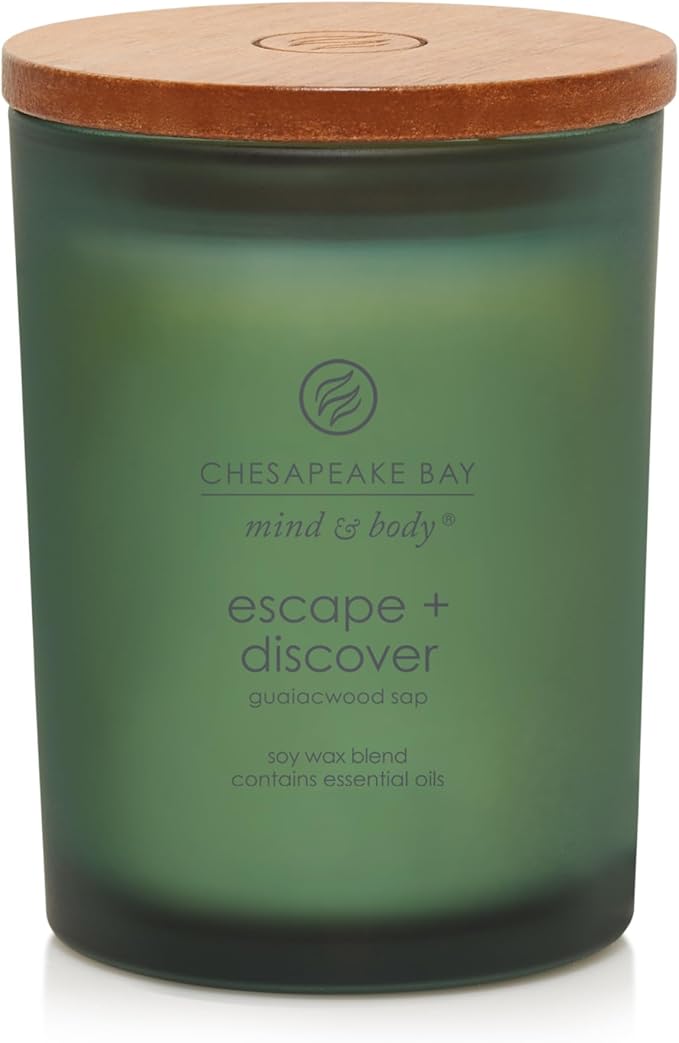 Chesapeake Bay Candle Escape + Discover Medium Jar