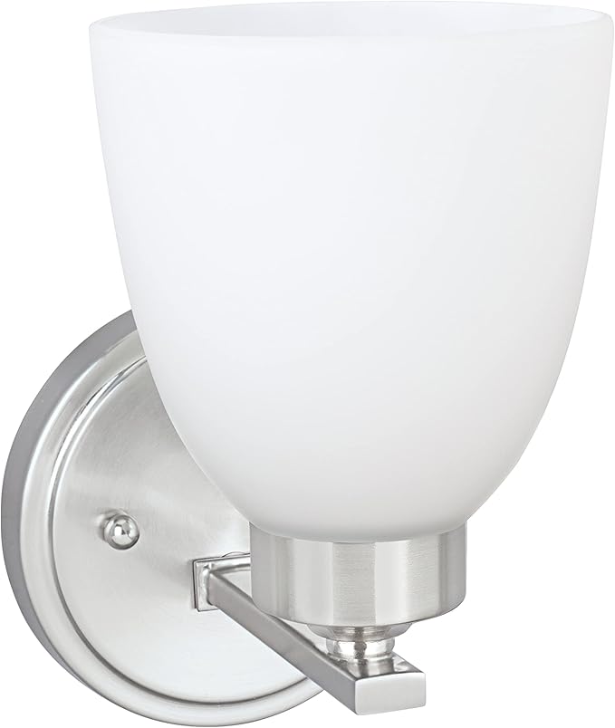 Aspen Creative 62202-1, One-Light Metal Bathroom Vanity Wall Light Fixture, 5" Wide, Transitional Design in Satin Nickel, 1