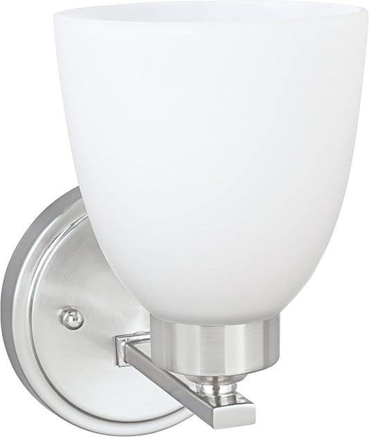 Aspen Creative 62202-1, One-Light Metal Bathroom Vanity Wall Light Fixture, 5" Wide, Transitional Design in Satin Nickel, 1