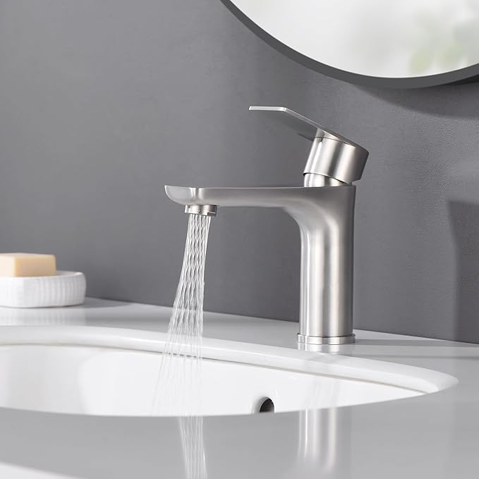 SUMERAIN Brushed Nickel Bathroom Sink Faucet Washbasin Faucet 304 Stainless Steel Single Hole Single Lever Handle