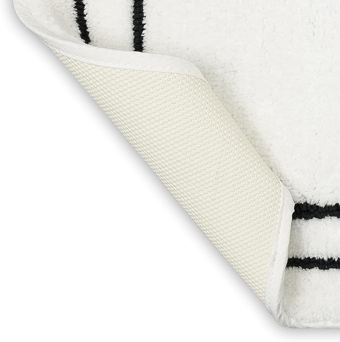 Mohawk Home His White/Black 1' 8" x 2' 10" Bath Mat