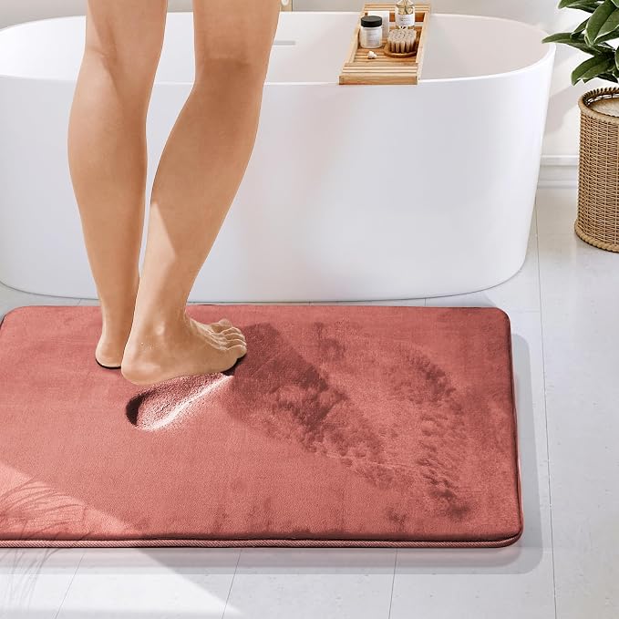 Clara Clark Bathroom Rugs, Velvet Memory Foam Bath Mat, Non-Slip Bath Rugs, Machine Wash, Dries Quickly, Ultra Soft Plush Bath Mats for Bathroom, 24 x 36, Misty Rose