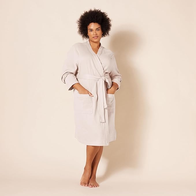 Amazon Essentials Women's Lightweight Cotton Waffle Mid-Length Bathrobe (Available in Plus Size)