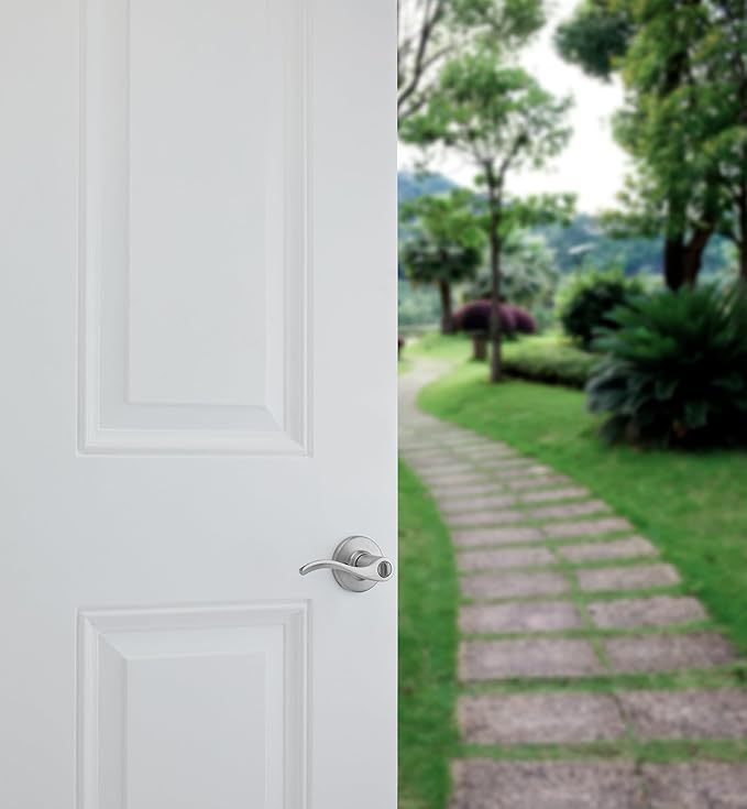 Kwikset Balboa Entry Door Handle with Lock and Key, Secure Keyed Reversible Lever Exterior, for Front Entrance and Bedrooms, Satin Chrome, Pick Resistant Smartkey Rekey Security and Microban