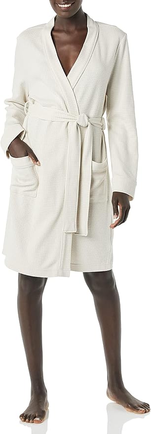 Amazon Essentials Women's Lightweight Cotton Waffle Mid-Length Bathrobe (Available in Plus Size)