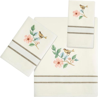 Avanti Linens – Bathroom Towel Set, Soft Ringspun Cotton Velour Bath Towel, Hand Towel & Fingertip Towel, Embroidered Bird & Floral Design, Set of 3 (Pretty Birds)