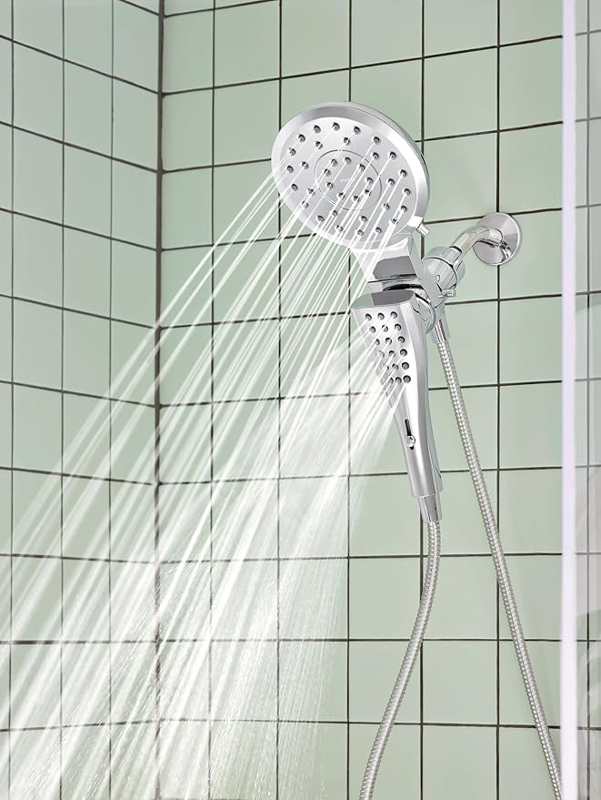 Moen Verso Chrome Round Rain Shower Head and Detachable Handshower Combination with Magnetix Docking System and 60-inch Metal Hose, 220C2