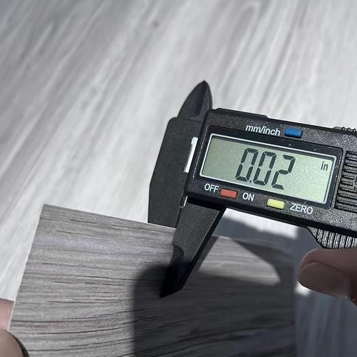 Woodgrain Vinyl Floor Roll, 11.8" x 118", Quick‑Apply Peel & Stick | Non‑slip texture, Good for renters and DIY users, Soft wood‑look finish, Works on many surfaces, Easy to cut, Waterproof
