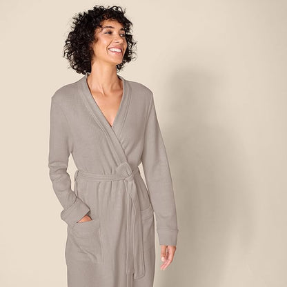 Amazon Essentials Women's Lightweight Waffle Full-Length Bath Robe (Available in Plus Size)