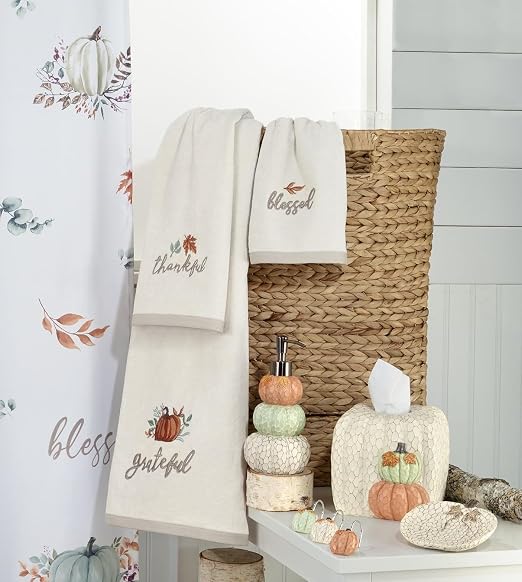 Avanti Linens - Fingertip Towels, Soft & Absorbent Cotton Towel, Fall Home Decor, Set of 2 (Grateful Patch Collection)