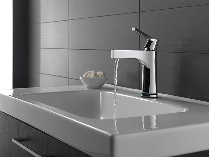 DELTA FAUCET 574T-CZ-DST Handle Bathroom Faucet with Touch2O.xt Technology Single Hole, Touchless, Champagne Bronze
