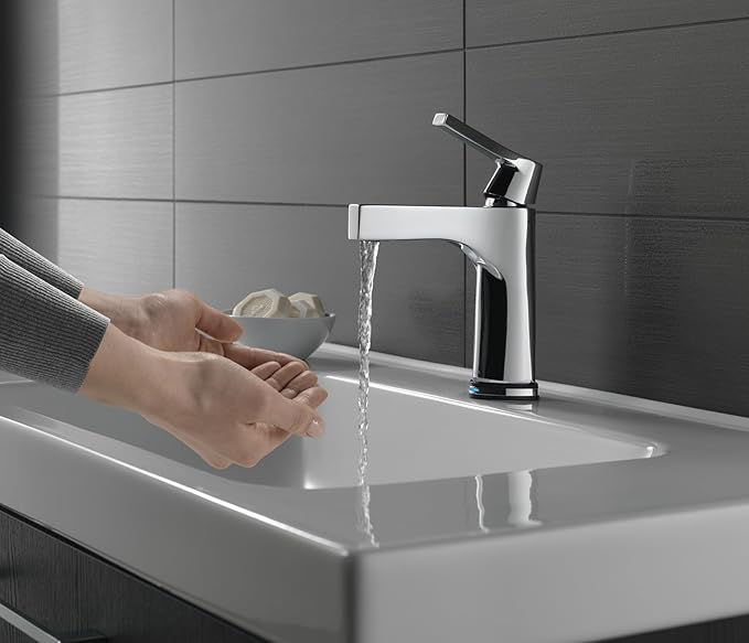 DELTA FAUCET 574T-CZ-DST Handle Bathroom Faucet with Touch2O.xt Technology Single Hole, Touchless, Champagne Bronze