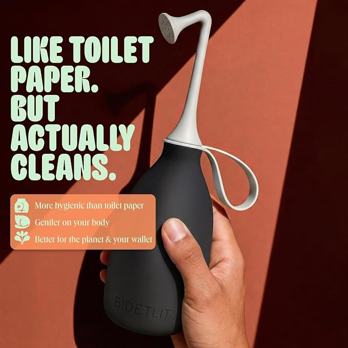 Butt & Intimate Shower 3.0 – Mobile Travel Bidet & Sustainable Intimate Shower, Replaces Wet Wipes, Saves Toilet Paper, Portable Handheld Bidet, Travel Bag Included, BPA-Free - Bold Black