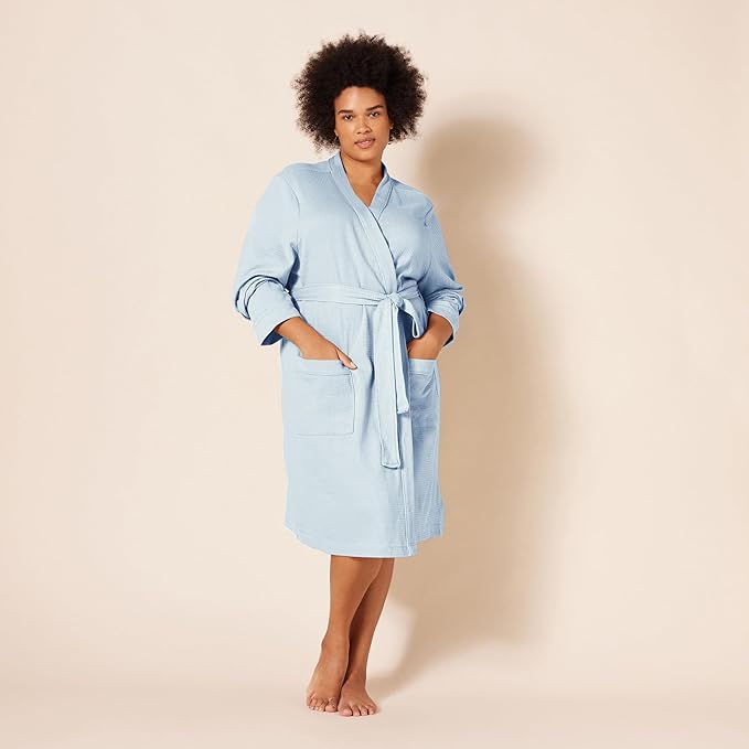 Amazon Essentials Women's Lightweight Cotton Waffle Mid-Length Bathrobe (Available in Plus Size)