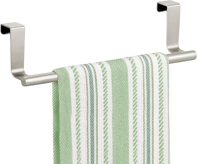 mDesign Metal Over Kitchen Cabinet Door Towel Bar Holder for Hand, Dish, and Tea Towel Rack - Over the Door Towel Bar - Hang on Inside or Outside of Doors - Kitchen Organizer - Omni Collection - Satin
