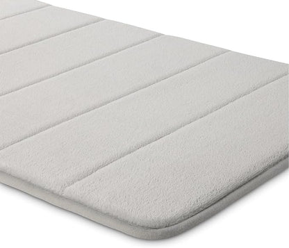 Amazon Basics Absorbent & Fast Dry Plush Memory Foam Bath Mat, Non-Slip Backing, 17 x 24 in, Light Gray