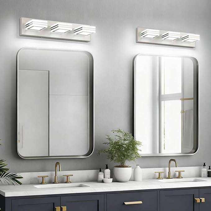 SOLFART LED Bathroom Vanity Light Fixtures： 3 Light Brushed Nickel Modern Acrylic Bathroom Wall Lighting Fixtures Over Mirror 20in