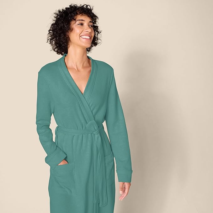 Amazon Essentials Women's Lightweight Waffle Full-Length Bath Robe (Available in Plus Size)