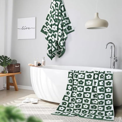 2-Pieces Luxury Bath Towels Checkered Floral, Green Towels for Women Girls | Shower Body 27.5x55 Inches, Cute Bathroom Decor , Cotton