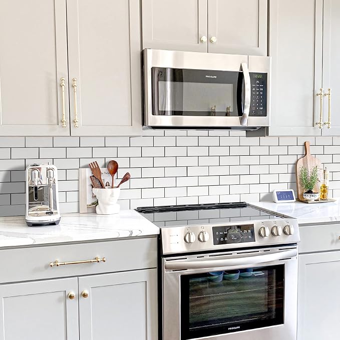 STICKGOO Peel and Stick Backsplash on Subway Tile, Polished White | 10 Sheets Aluminium Composite Self Adhesive Tiles, Faux Ceramic Look, Waterproof, Stick on Tiles for Vanities, Kitchen