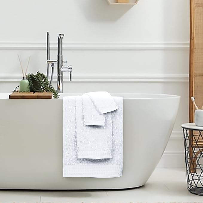 GLAMBURG 100% Cotton Ultra Soft 6 Pack Towel Set, Contains 2 Bath Towels 28x55 Inches, 2 Hand Towels 16x24 Inches & 2 Wash Coths 12x12 Inches, Compact Absorbent Lightweight & Quickdry - White