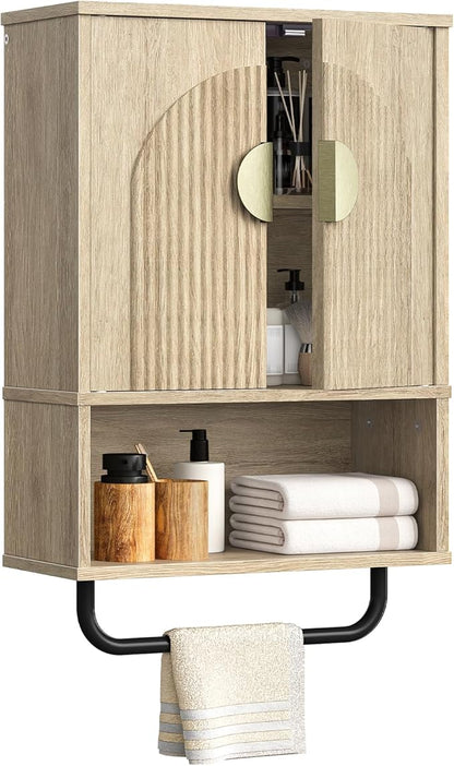 Bathroom Wall Cabinet, Medicine Cabinet for Bathroom, Wall Mounted Bathroom Cabinet with Towel Bar, Fluted Doors, Wall Cabinet for Bathroom, Kitchen, Living Room, Natural Oak and Gold