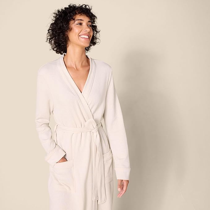 Amazon Essentials Women's Lightweight Waffle Full-Length Bath Robe (Available in Plus Size)