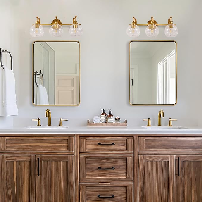 Bruhsed Gold Bathroom Light Fixtures, Gold 3 Light Bathroom Vanity Lights, 3 Lights Wall Light with Globe Clear Lampshade, Vintage Brass Sconce with Metal Lamp Body for Bedroom, Living Room