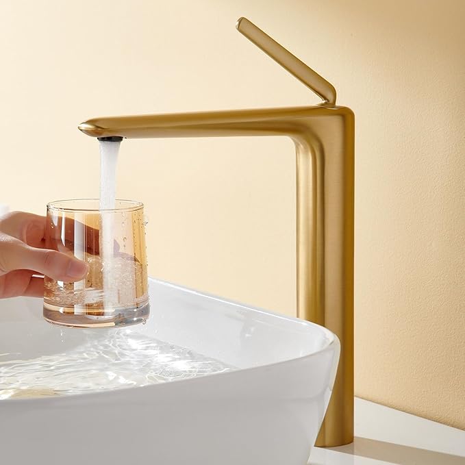 Single Hole Faucet for Bathroom Sink Bathroom Faucet Single Handle Hot and Cold Brushed Gold