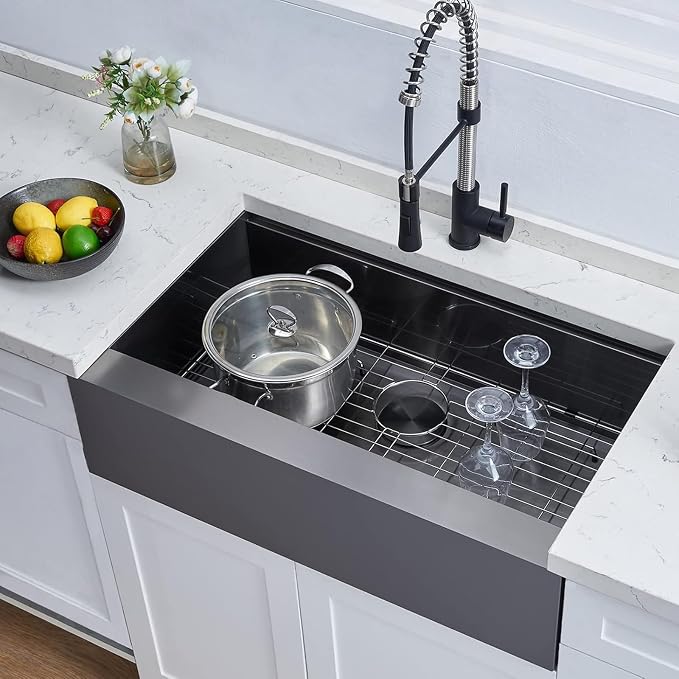 33 Inch Black Farmhouse Sink, 33x20 Gunmetal Black 16 Gauge Stainless Steel Single Bowl Workstation Flat Apron Front Farm Kitchen Sink with Cutting Board