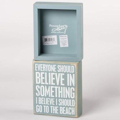Primitives by Kathy I Believe I Should Go to The Beach Box Sign