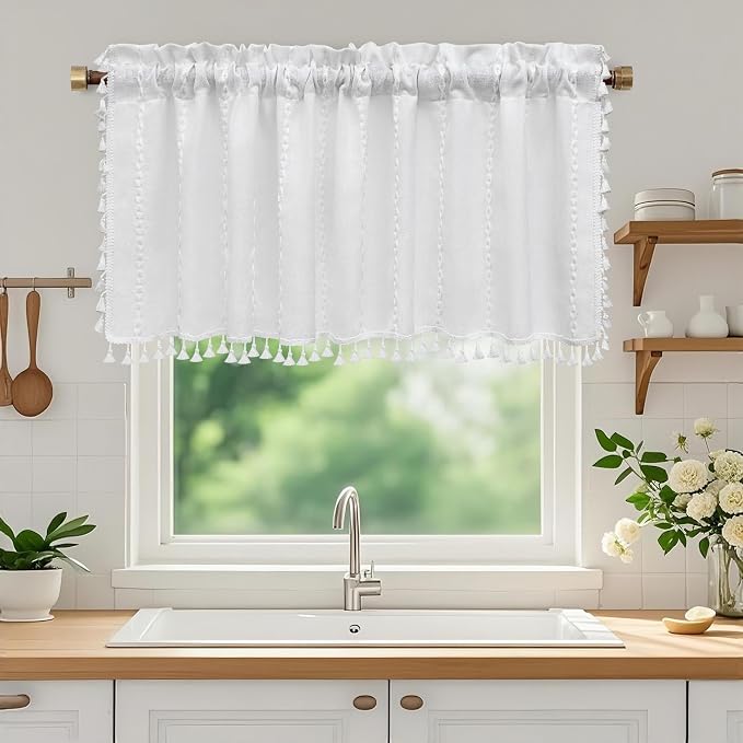 Seenus White Boho Farmhouse Valance Curtain with Tassels, 52 x 18 inch Linen Textured Window Curtain for Living Room, Striped Light Filtering Valance for Kitchen Bedroom Bathroom Rod Pocket
