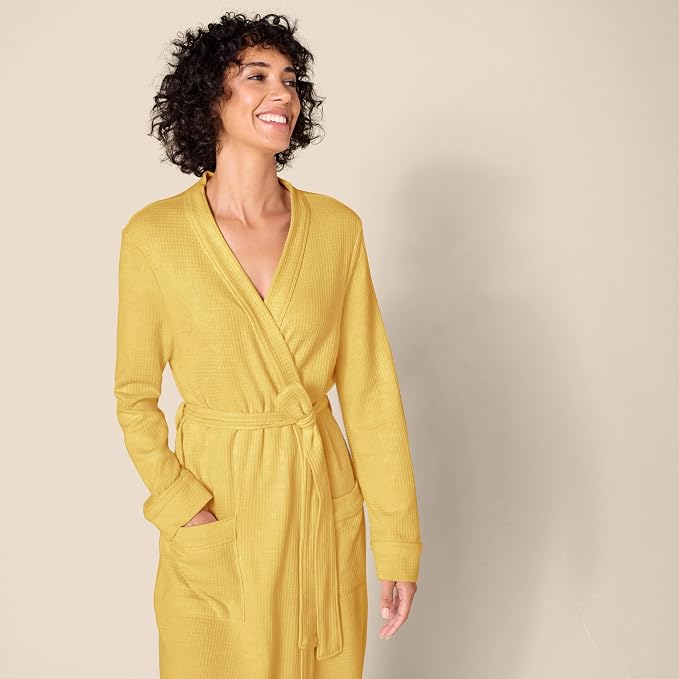 Amazon Essentials Women's Lightweight Waffle Full-Length Bath Robe (Available in Plus Size)