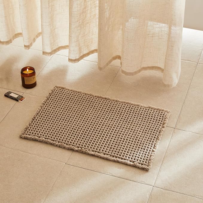 TYUU Waffle Bath Mat, Small Boho Bathroom Rugs Non Slip 24x16 Beige | Super Absorbent Quick Dry Bath Rug, Non-Slip Backing, Soft Waffle Washable Farmhouse Bathroom Mats, Tub, Shower & Home Decor