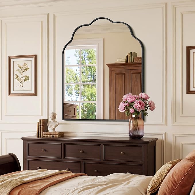 Arched Scalloped Mirror, 30×36Inch Black Bathroom Mirror, Wavy Wall Mounted Vanity Mirror Decor with Aluminum Alloy Frame for Livingroom Bedroom and Entryway, Tempered Glass