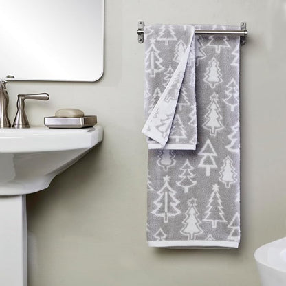 SKL Home Christmas/Winter Mod Tree Bath Towel, 100% Cotton, Gray | 500 GSM weight. Soft & absorbent. Reversible jacquard pattern. Great for holiday gifting.