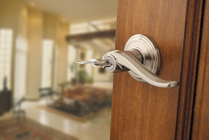 Kwikset Balboa Entry Door Handle with Lock and Key, Secure Keyed Reversible Lever Exterior, for Front Entrance and Bedrooms, Polished Chrome, Pick Resistant Smartkey Rekey Security