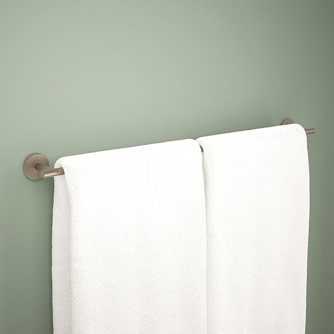 Delta Trinsic (1-Pack) 30'' Towel Rack for Bathroom Brilliance Stainless Steel Towel Bar for Bathroom Wall Towel Holder for Large Towels, Multiple Towels Wall Mounted 75930-SS